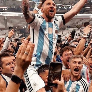 Meet your Posher, Alejo